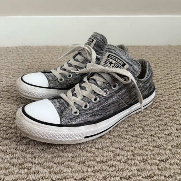 Converse Chuck Taylor All Star Madison Canvas Sneakers - Size 7 - Picture 1 of 8